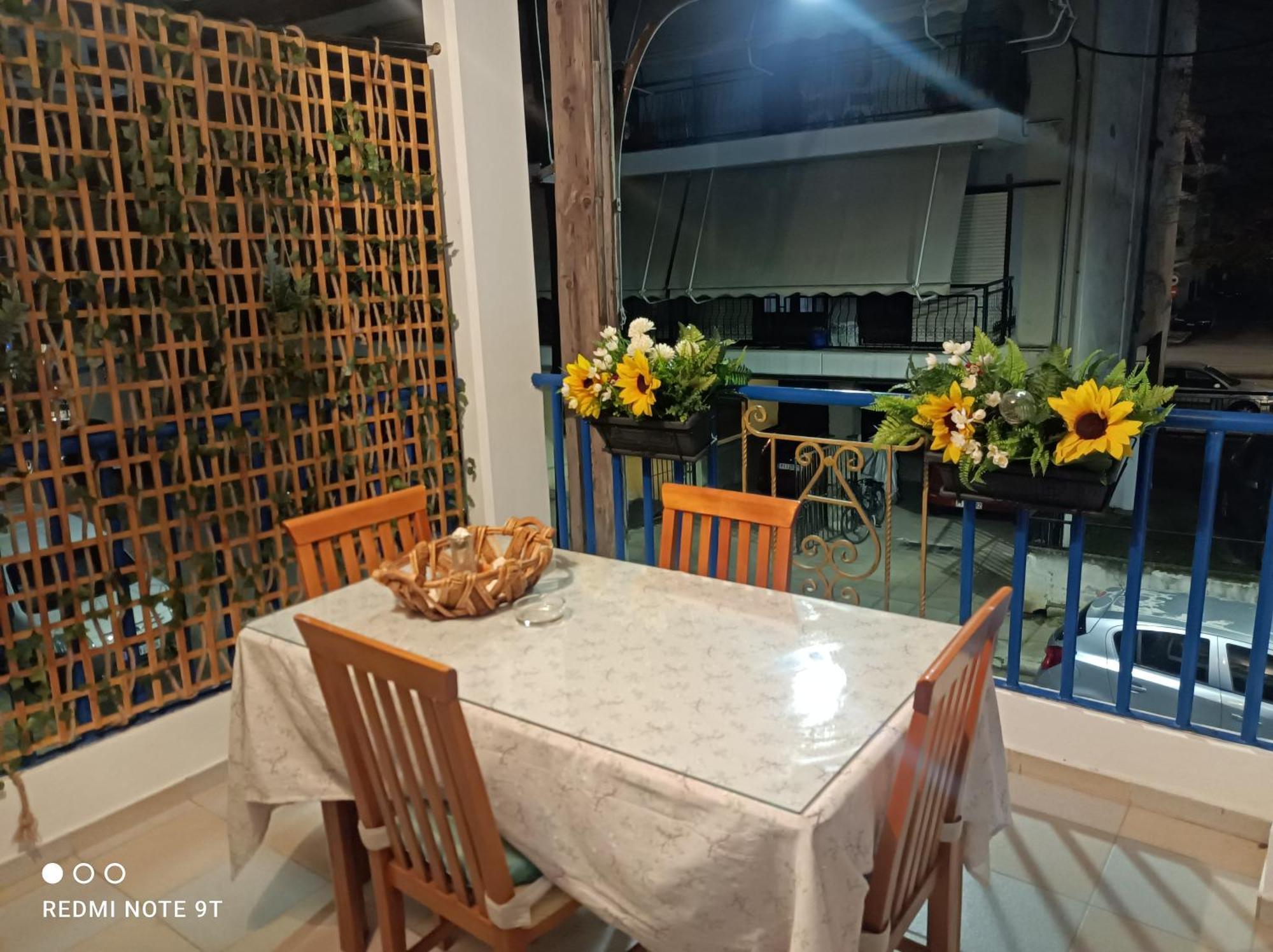 Central Sweet Home لاريسا المظهر الخارجي الصورة